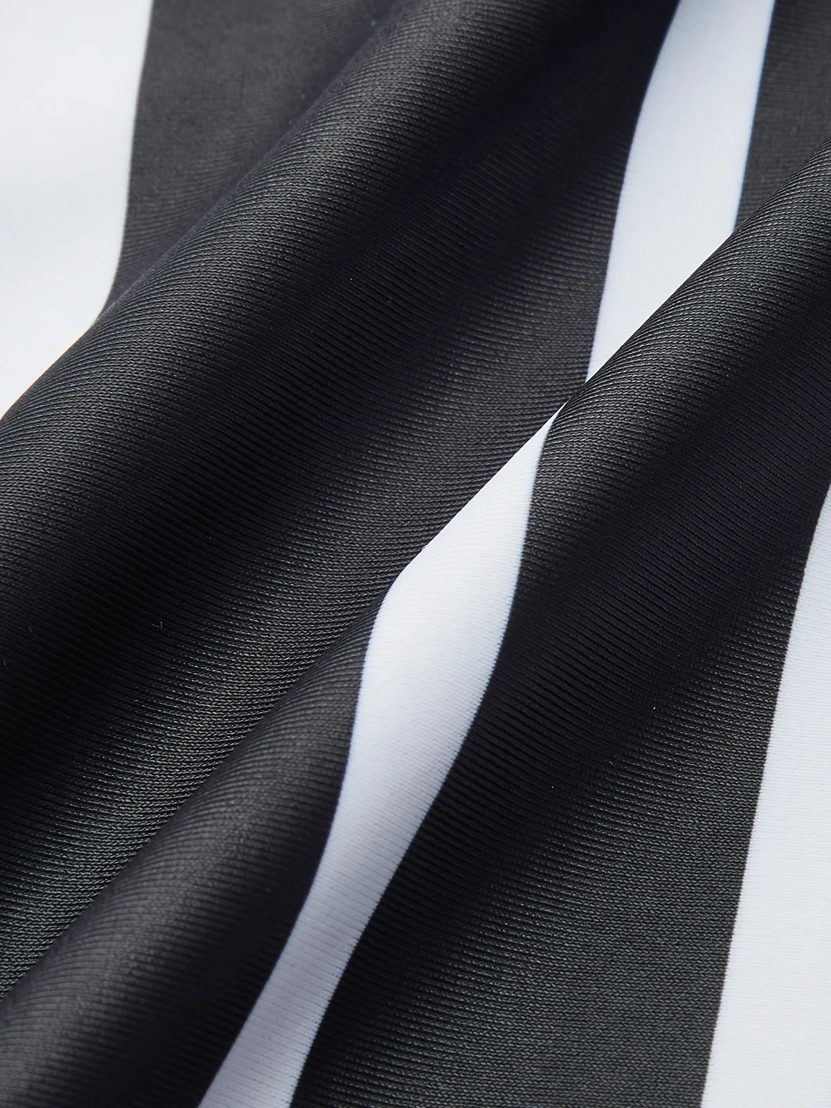 Geometric Print One-Piece Swimsuit sold by COMMENSE product image thumbnail 3