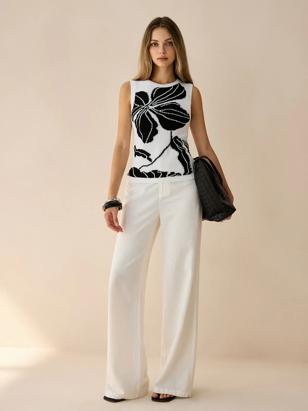 Contrast Floral Knit Vest sold by COMMENSE product image thumbnail 2