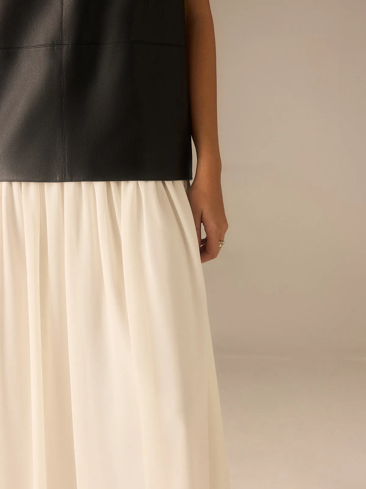 Two-Tone Faux Leather Chiffon Pleated Dress sold by COMMENSE product image thumbnail 4