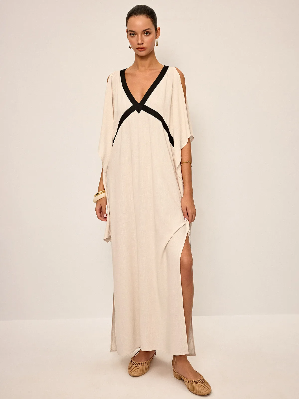 Contrast Trim Maxi Dress with Slit sold by COMMENSE