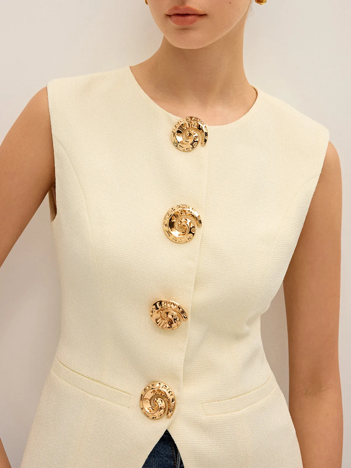 Metal Detail Sleeveless Vest sold by COMMENSE product image thumbnail 5