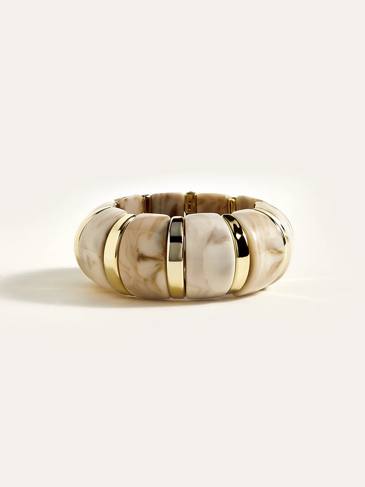 Marbled Resin and Golden Bracelet sold by COMMENSE product image thumbnail 3