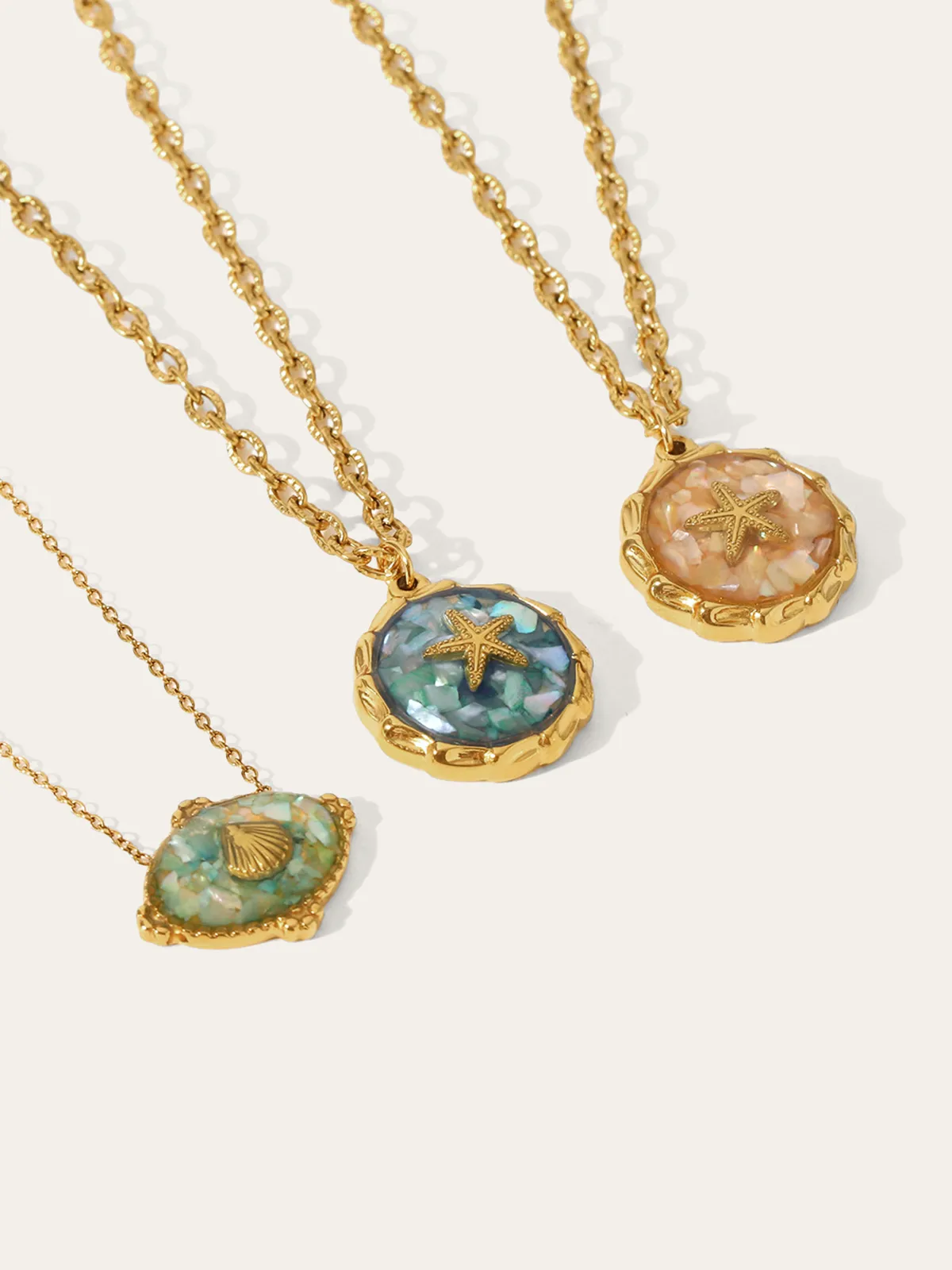 Golden Starfish Pendant Necklace sold by COMMENSE product image thumbnail 2