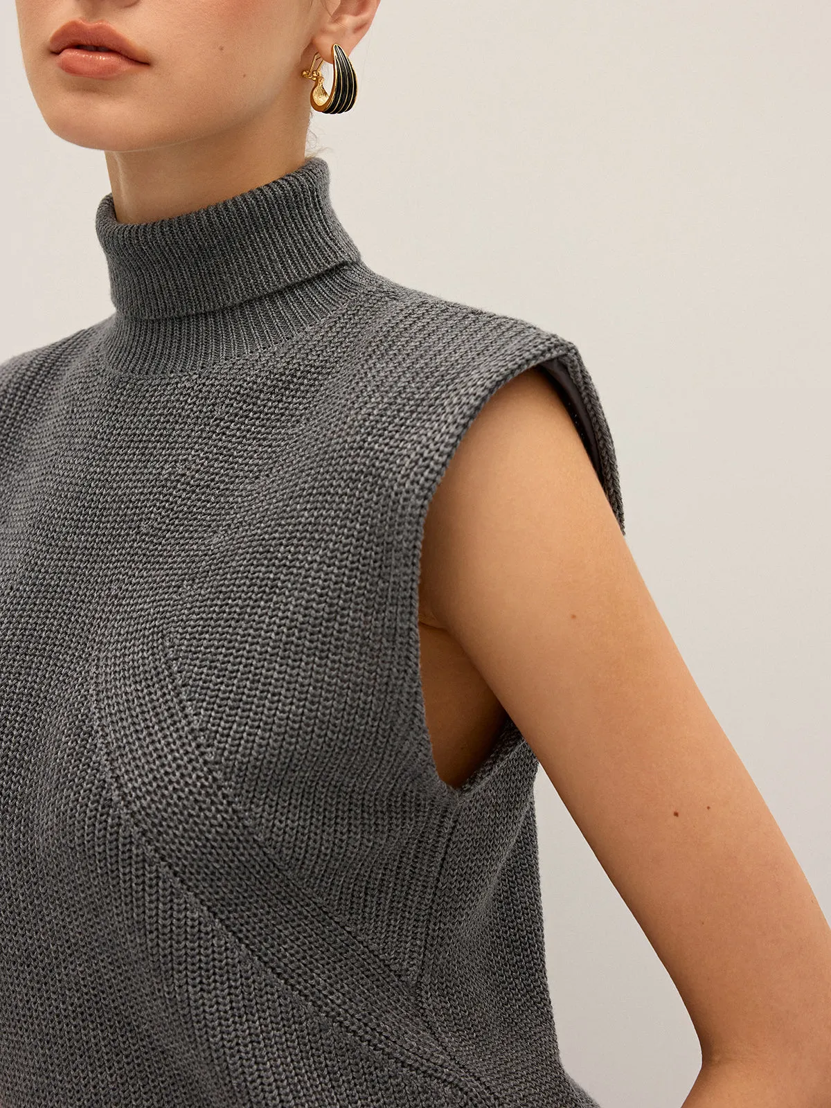 Wool-Blend Turtleneck Sleeveless Sweater Vest sold by COMMENSE product image thumbnail 5