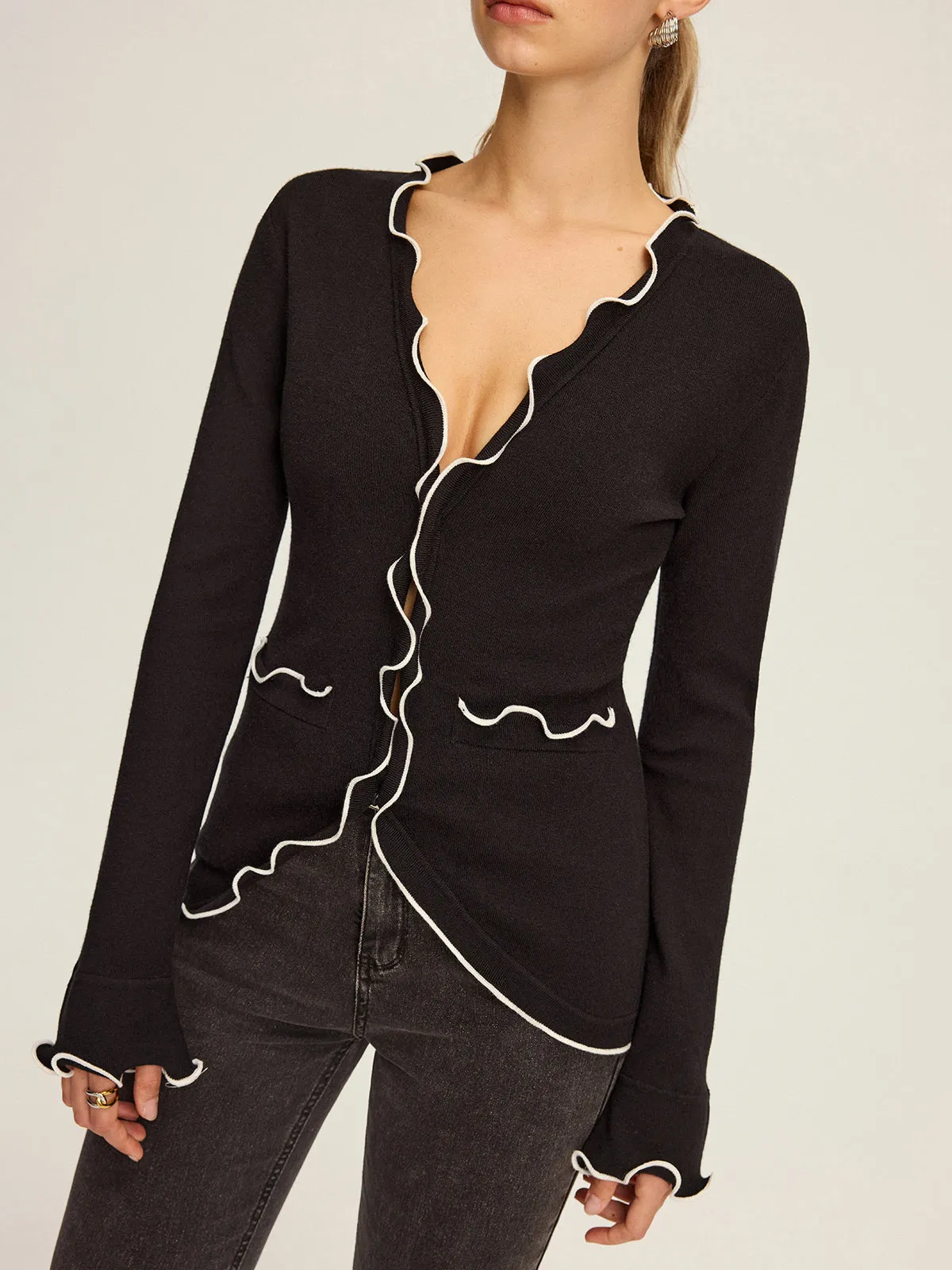 Contrast Scallop Trim Knit Top sold by COMMENSE product image thumbnail 4