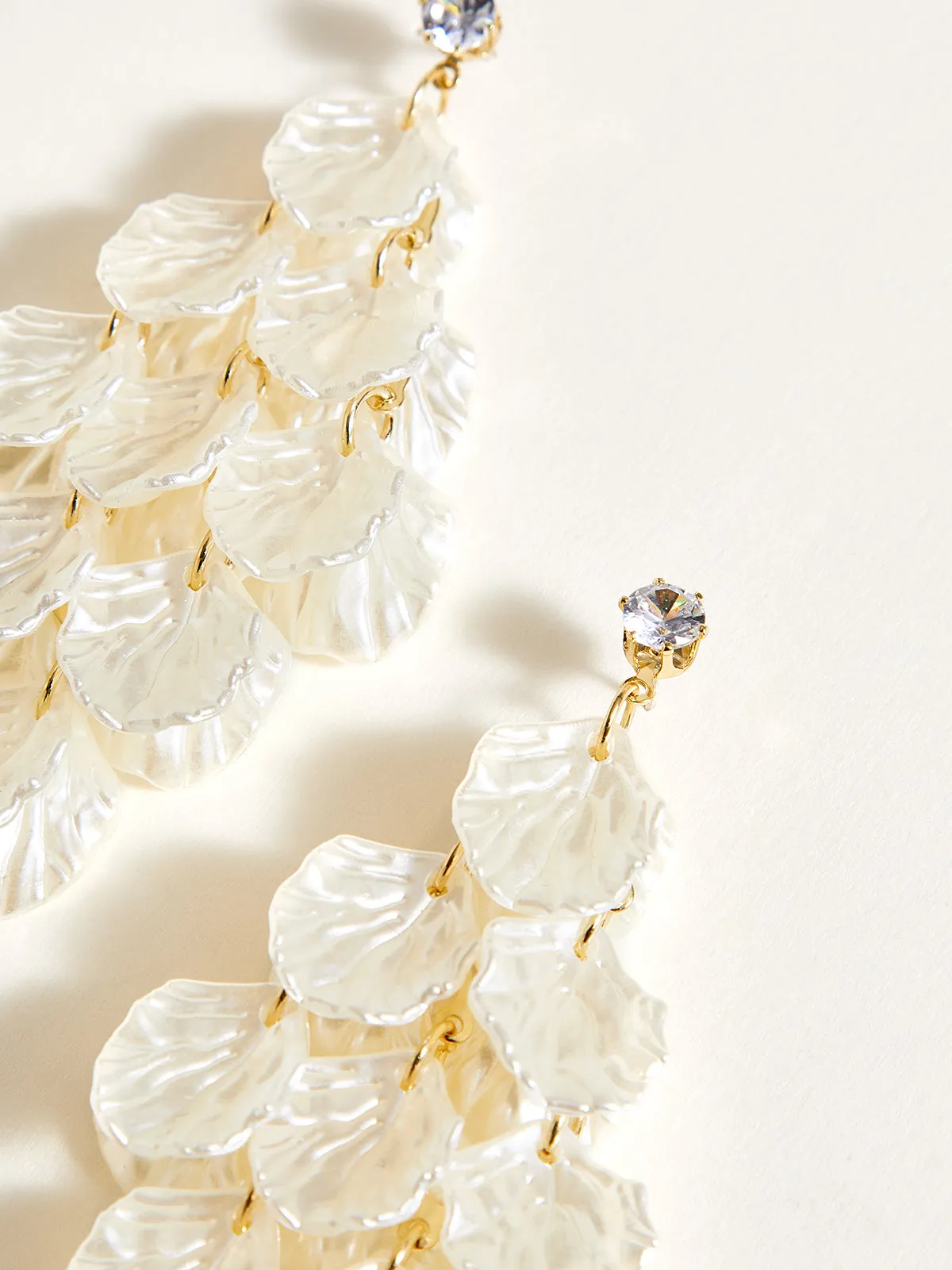 Shell Petal Tassel Earrings sold by COMMENSE product image thumbnail 4