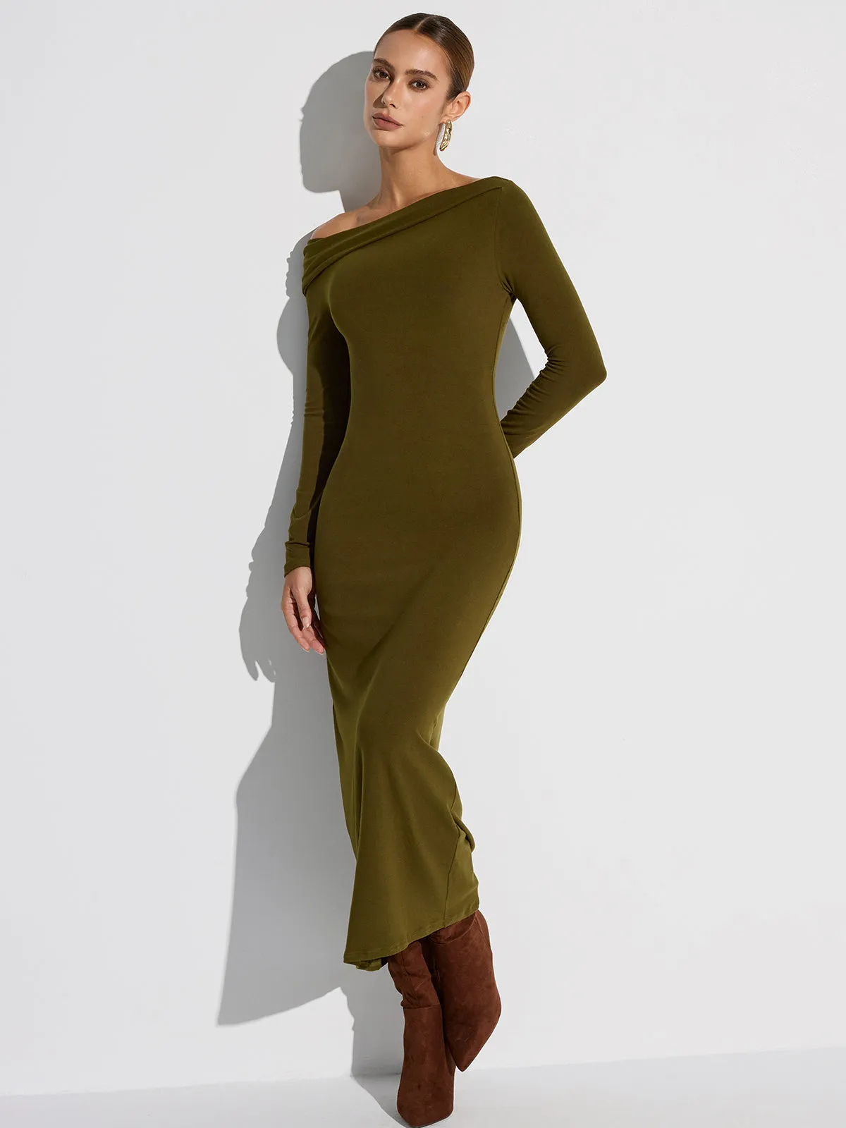 Off-Shoulder Long Sleeve Maxi Dress sold by COMMENSE product image thumbnail 2