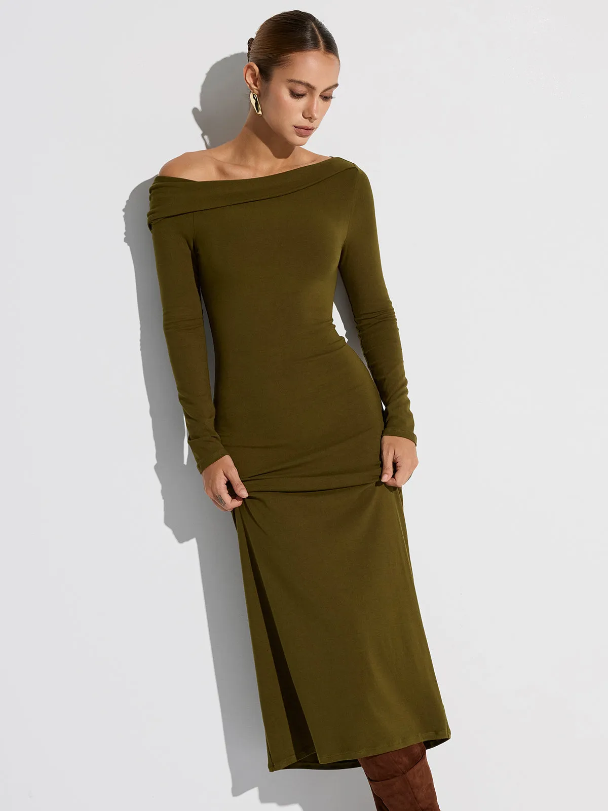 Off-Shoulder Long Sleeve Maxi Dress sold by COMMENSE product image thumbnail 3