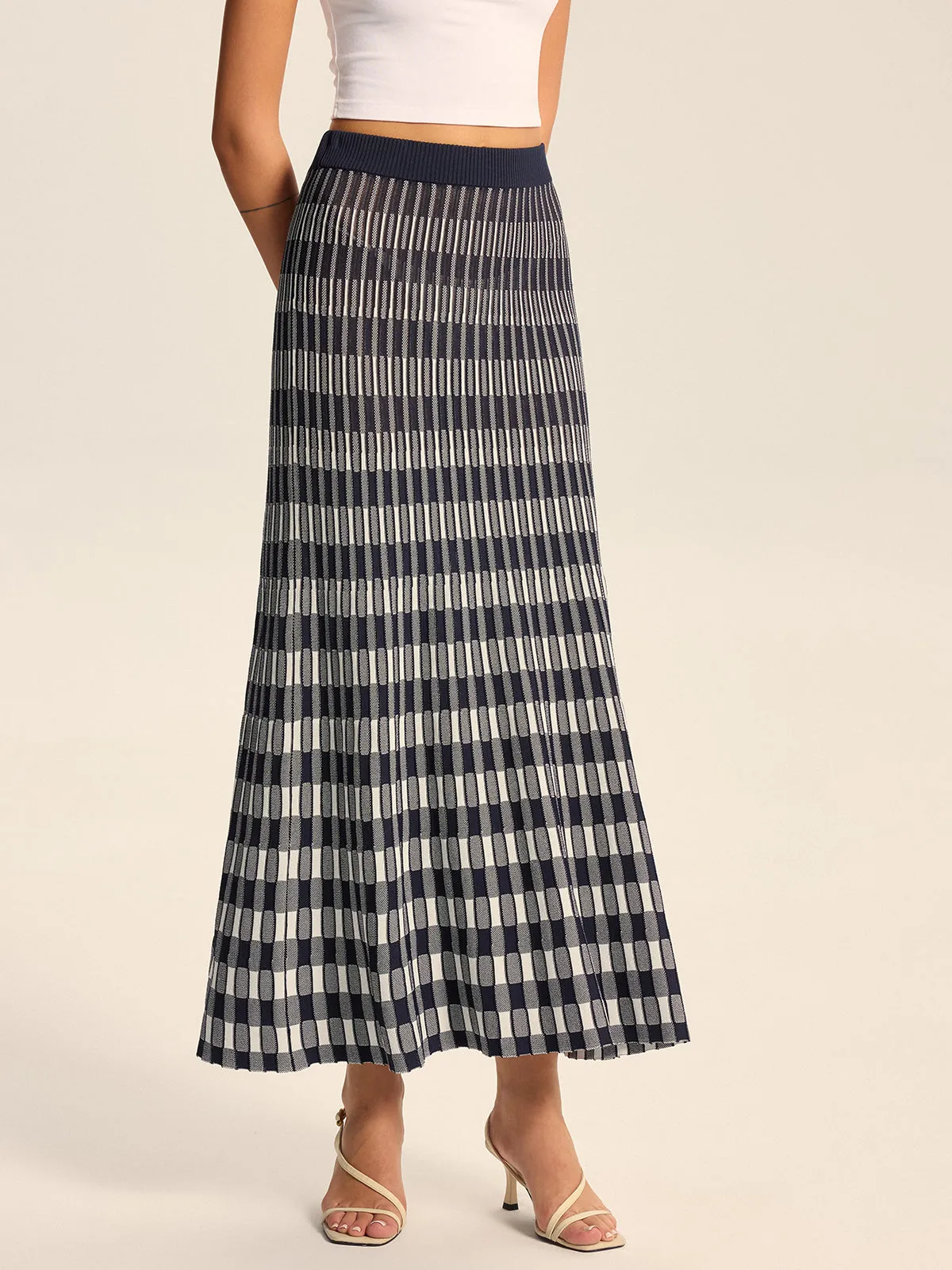 Checkered Knit Maxi Skirt sold by COMMENSE product image thumbnail 4