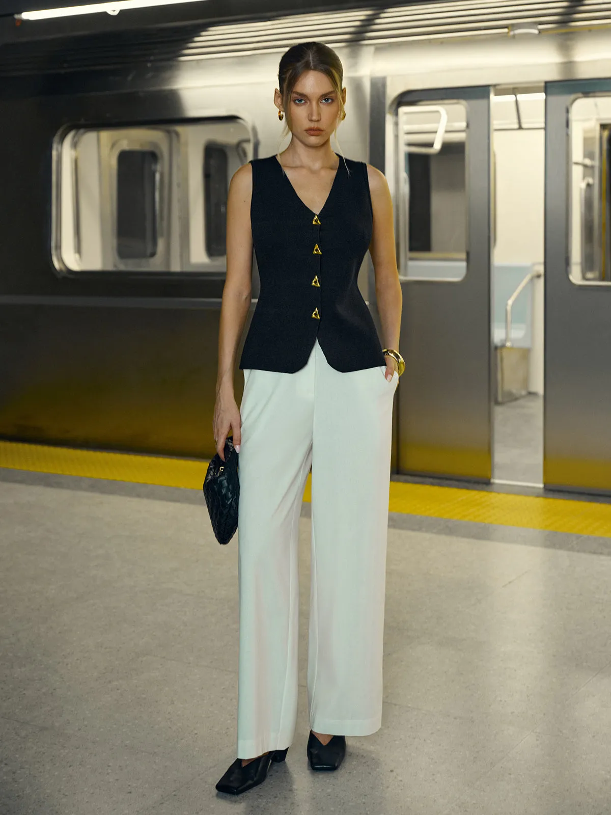 Metal Triangle Button Sweater Vest sold by COMMENSE product image thumbnail 2