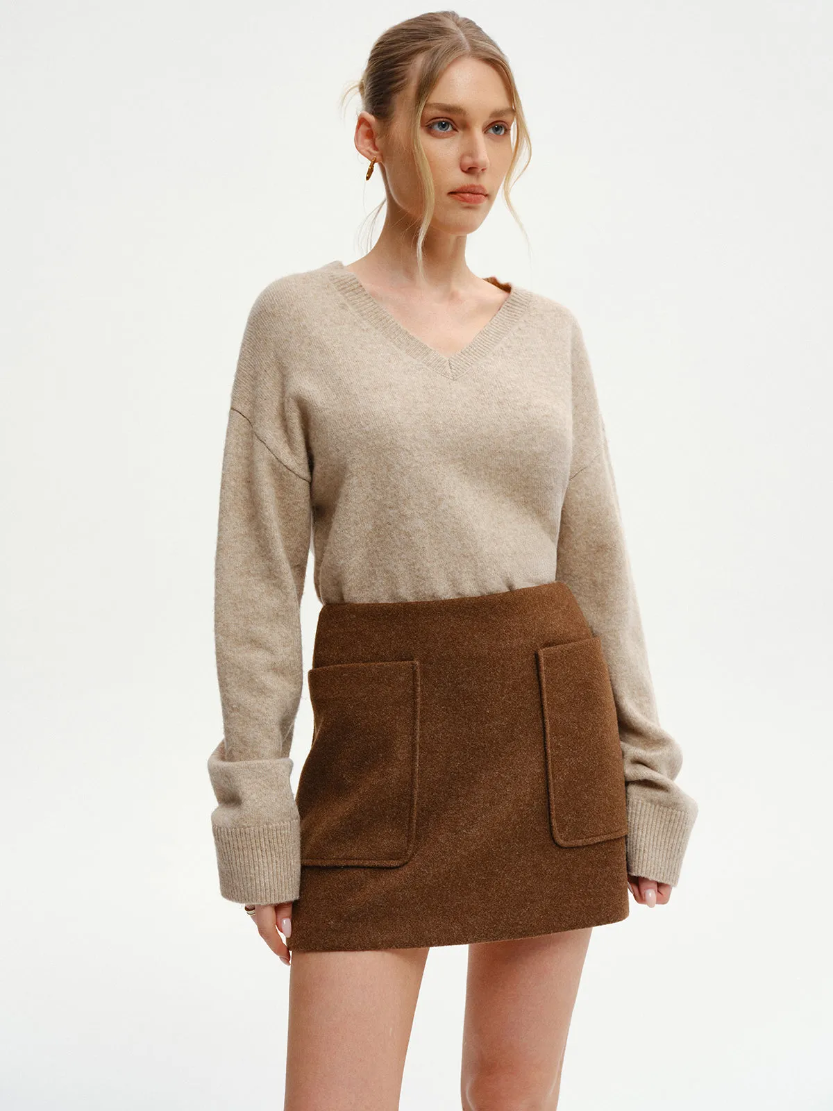 Wool-Blend V-Neck Sweater with Side Slit sold by COMMENSE product image thumbnail 5