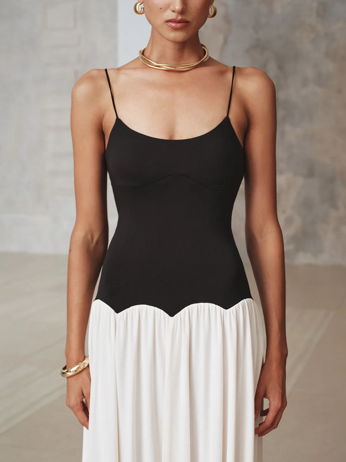 Color-Blocked Backless Cami Maxi Dress sold by COMMENSE product image thumbnail 5