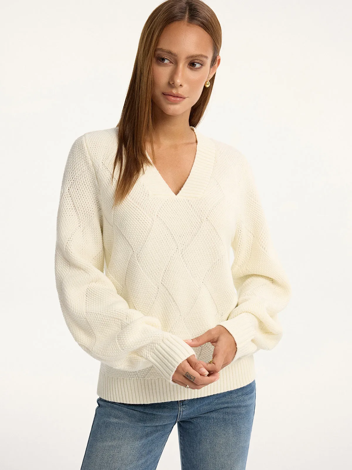 Wool-Blend Argyle Textured V-Neck Sweater sold by COMMENSE product image thumbnail 5
