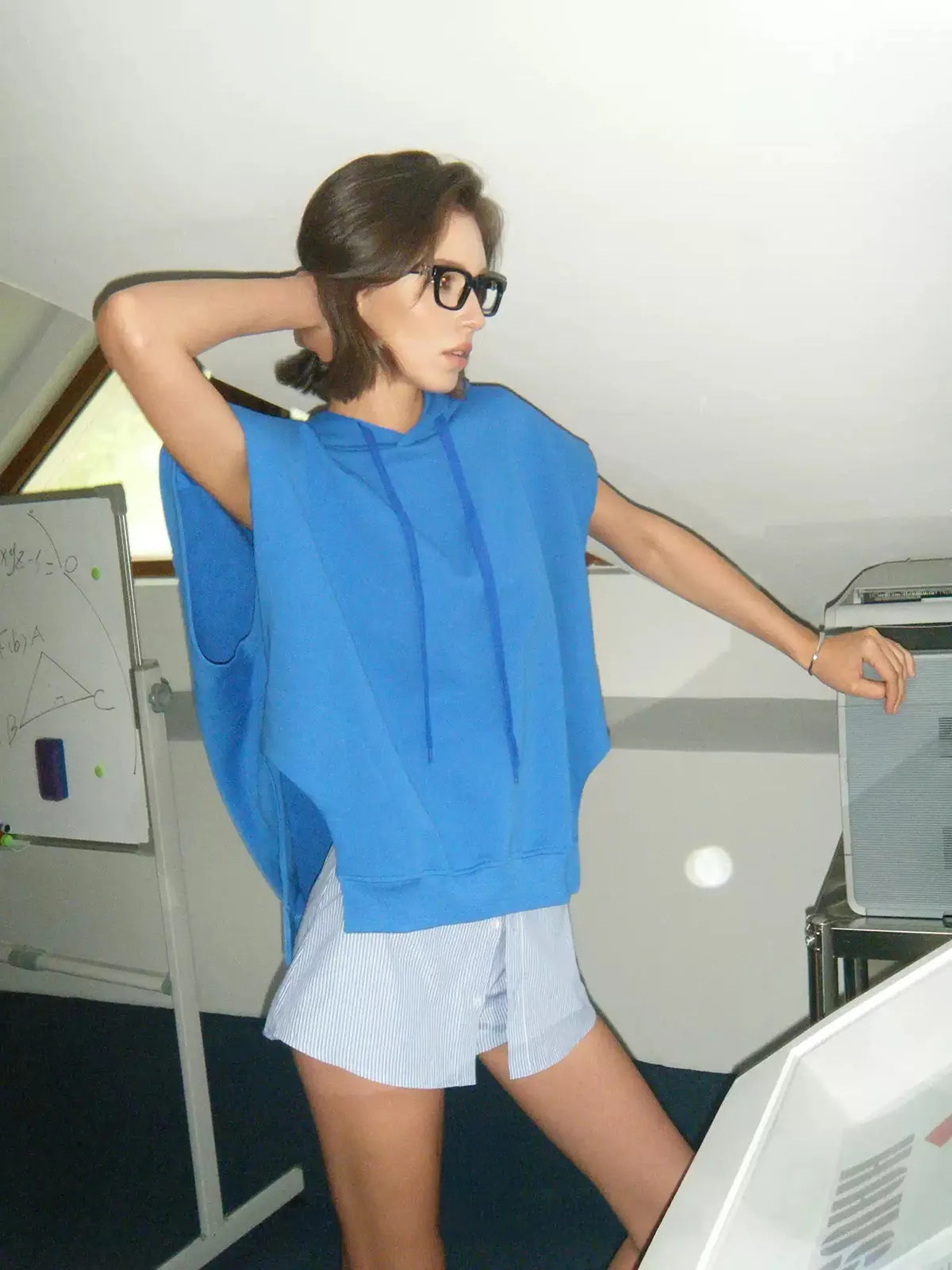 Sleeveless Hooded Sweatshirt sold by COMMENSE product image thumbnail 4