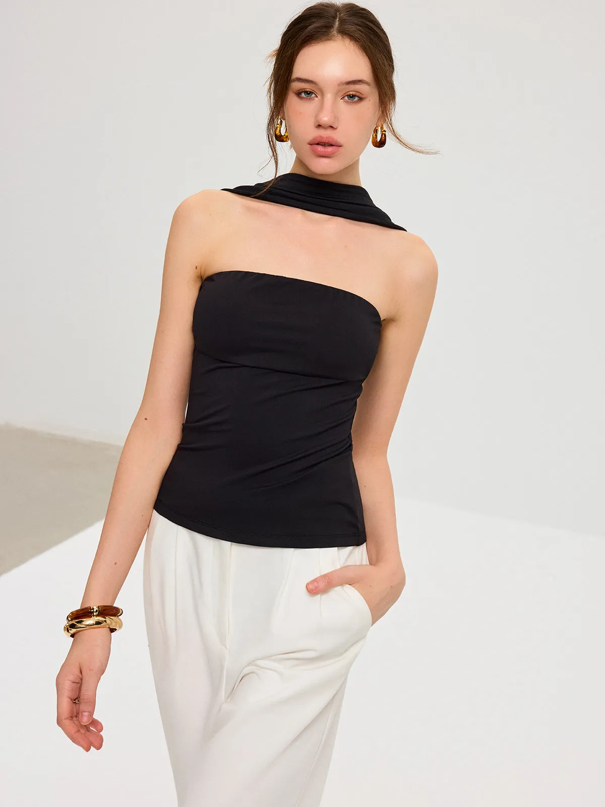 Bra-Free Halter Neck Backless Top sold by COMMENSE product image thumbnail 4