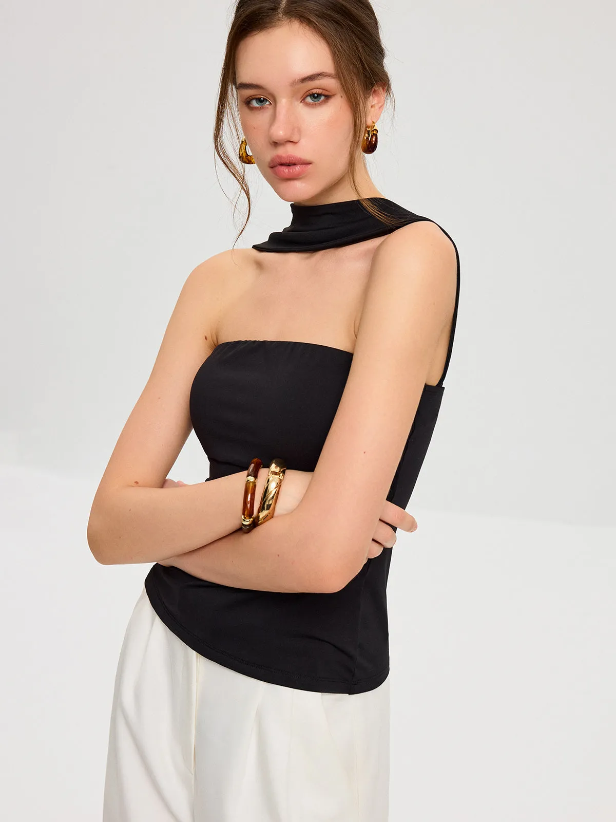 Bra-Free Halter Neck Backless Top sold by COMMENSE product image thumbnail 5