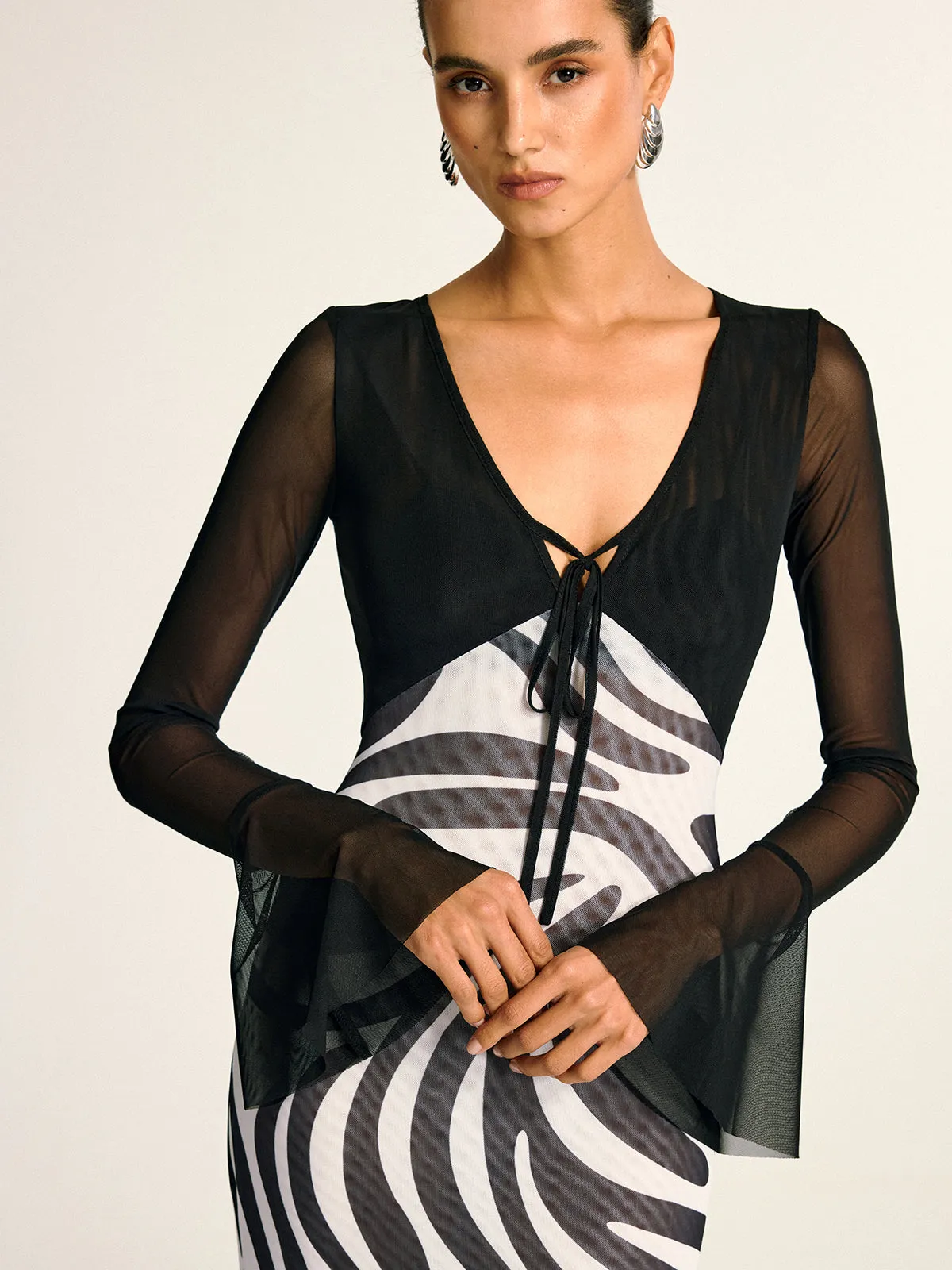 Zebra Print Mesh Maxi Dress sold by COMMENSE product image thumbnail 2