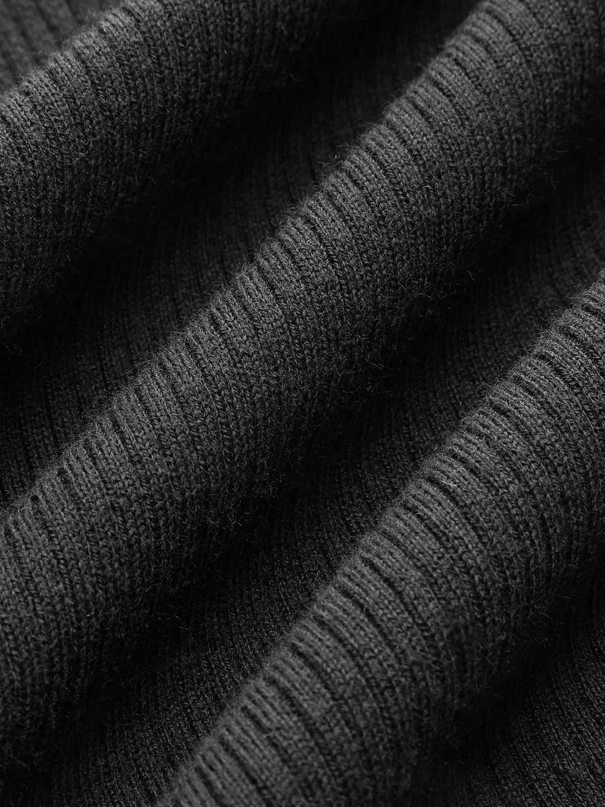 Color-Block Asymmetric Hem Ribbed Knit Top sold by COMMENSE product image thumbnail 3