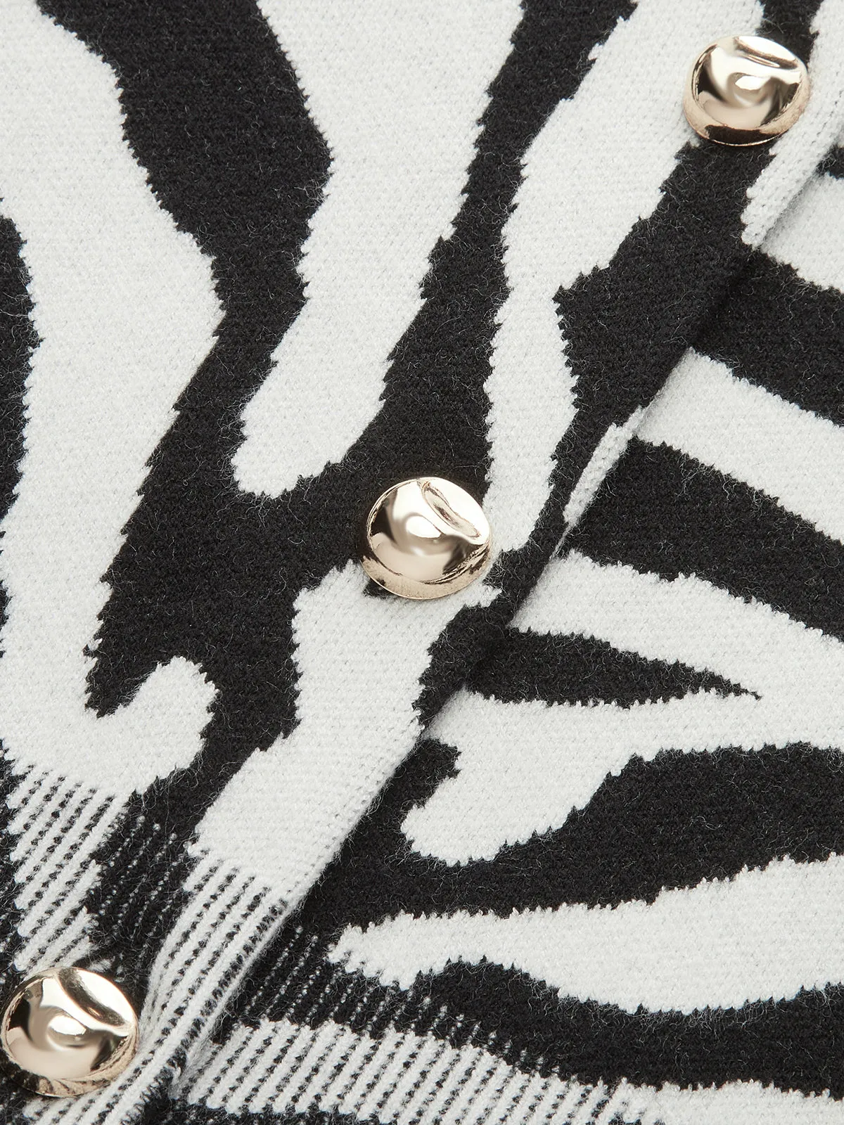 Zebra Print Puff Sleeve Cardigan sold by COMMENSE product image thumbnail 2