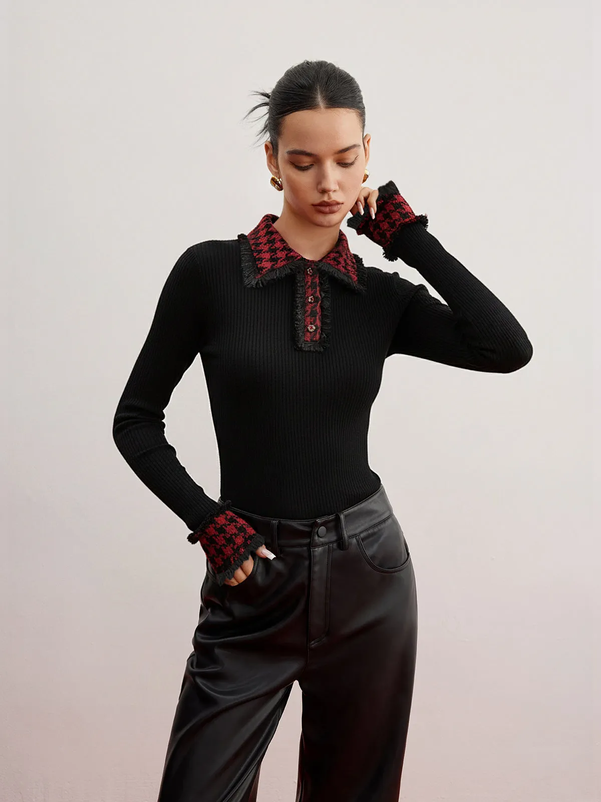 Contrast Checkered Collar Ribbed Knit Top sold by COMMENSE