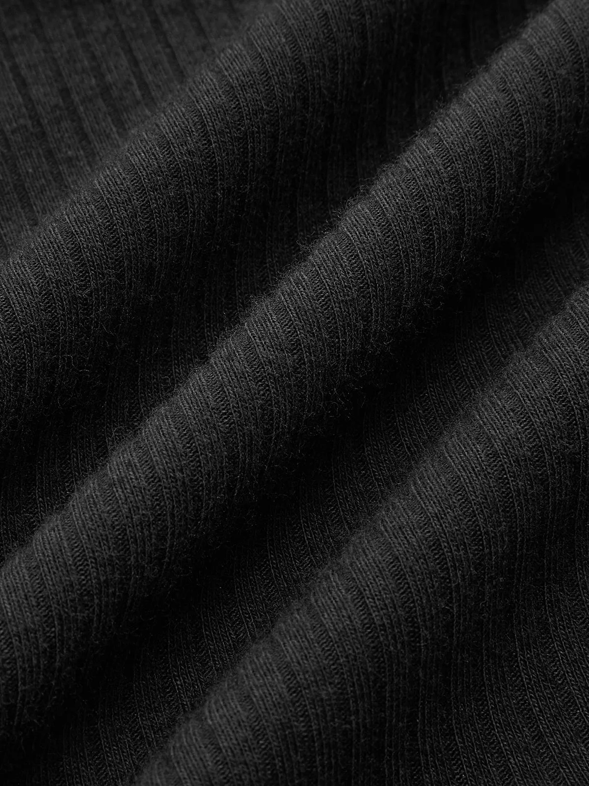 Contrast Checkered Collar Ribbed Knit Top sold by COMMENSE product image thumbnail 5