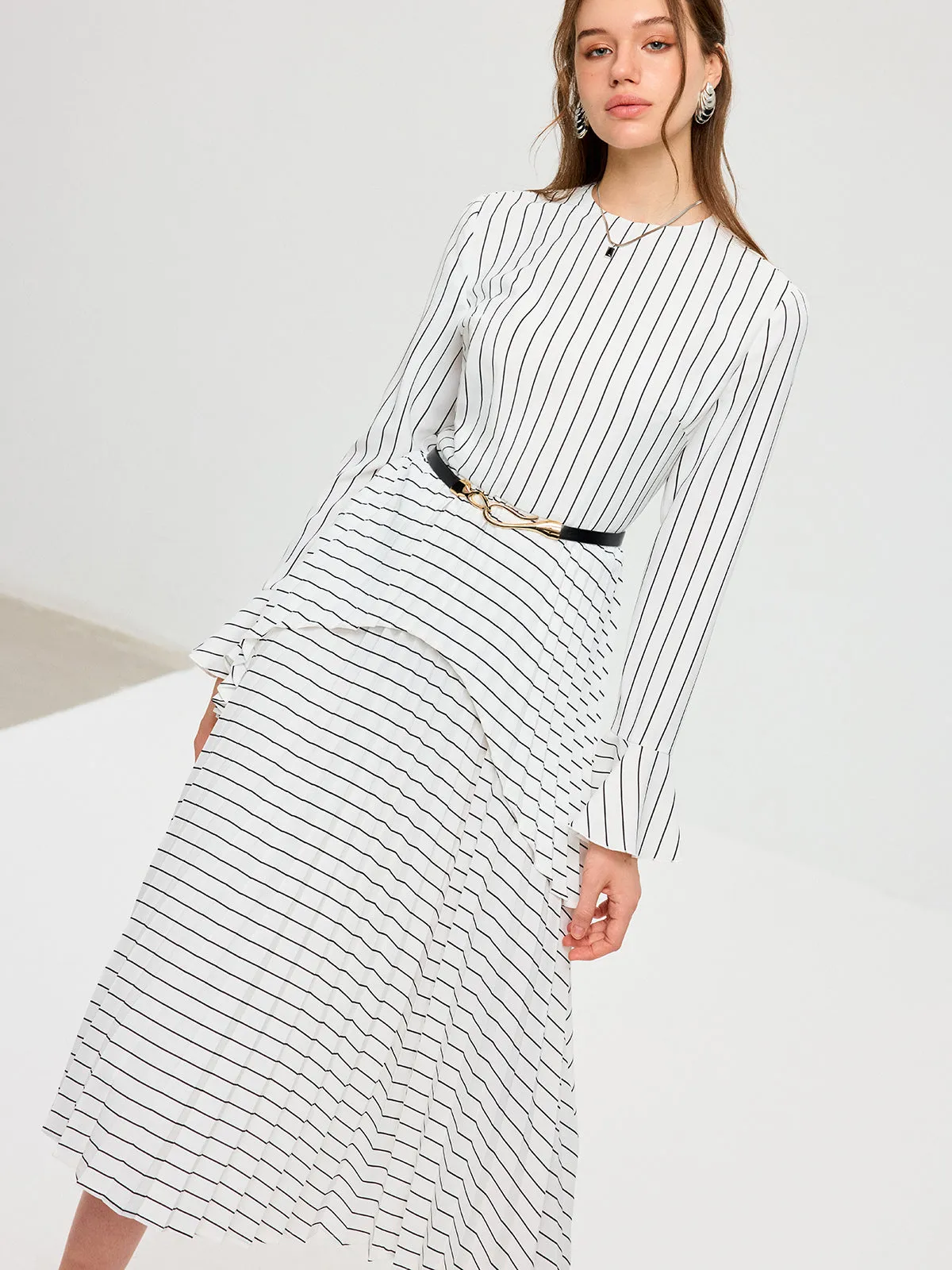 Striped Long Sleeve Belted Midi Dress sold by COMMENSE product image thumbnail 4