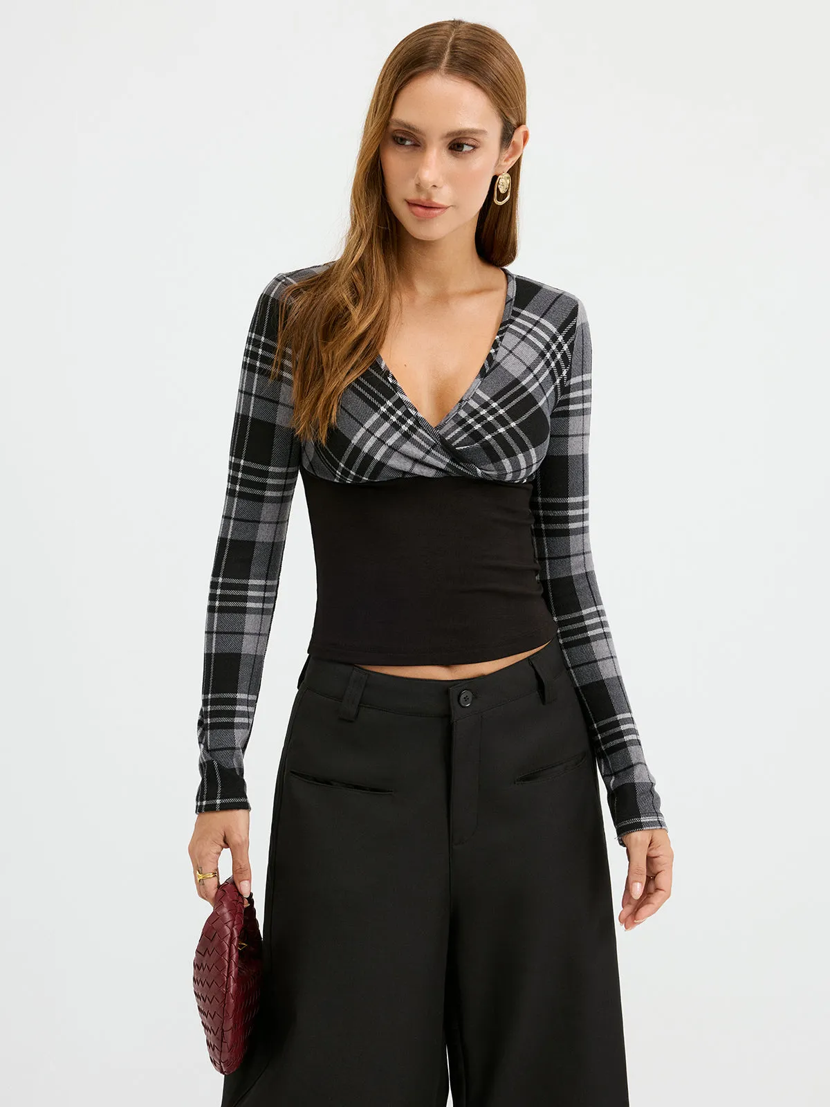 Plaid Paneled Slim-Fit Knit Long Sleeve Blouse sold by COMMENSE product image thumbnail 3