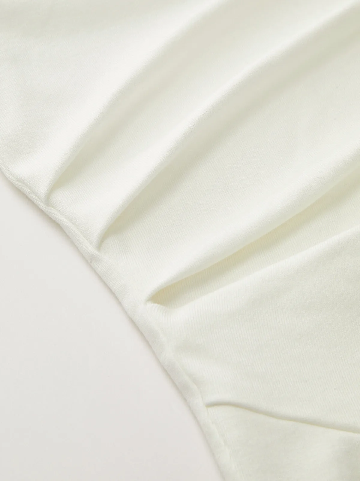 Asymmetric Hem Ruched Long-Sleeve T-Shirt sold by COMMENSE product image thumbnail 5