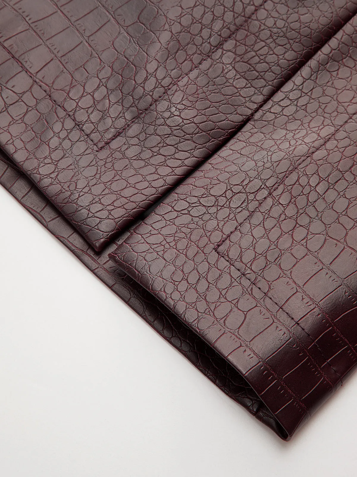 Crocodile Embossed Faux Leather Belted Mini Skirt sold by COMMENSE product image thumbnail 4