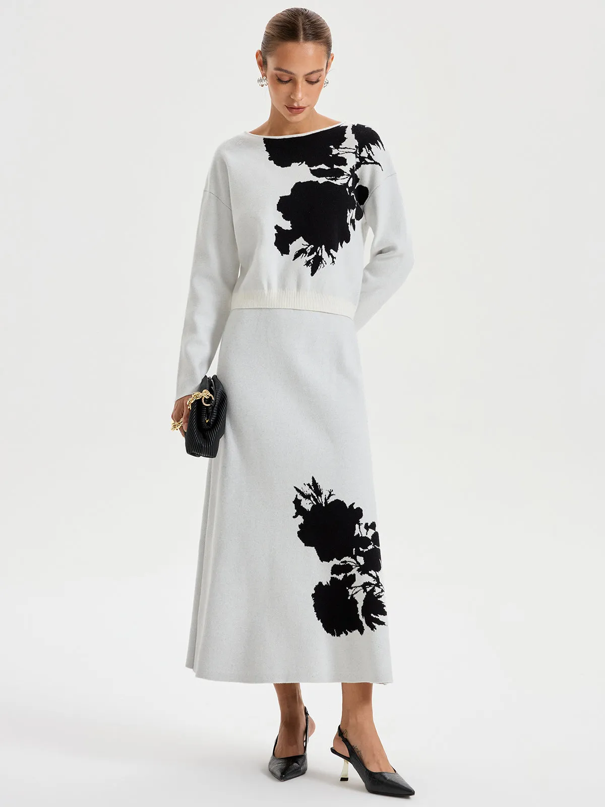 Ink-Wash Painting Pattern Round Neck Knit Top sold by COMMENSE product image thumbnail 3