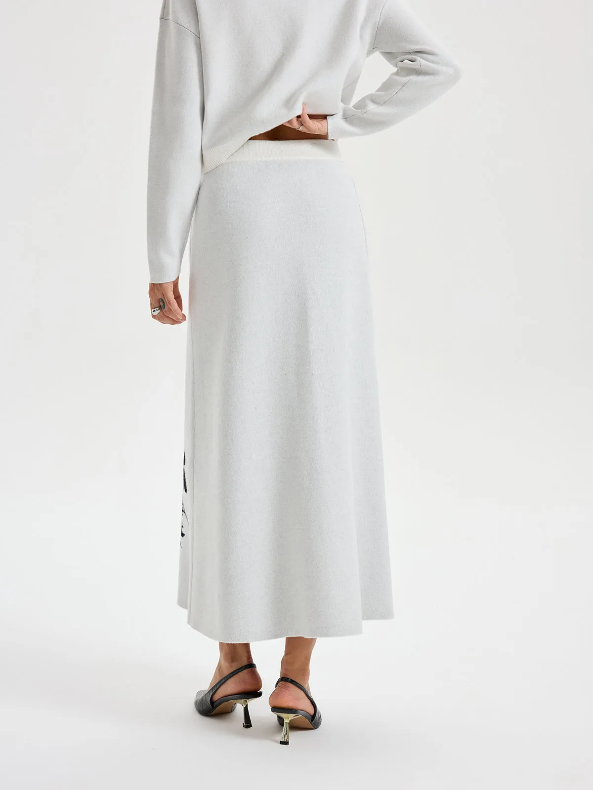 Ink-Wash Painting Pattern Knit Maxi Skirt sold by COMMENSE product image thumbnail 5