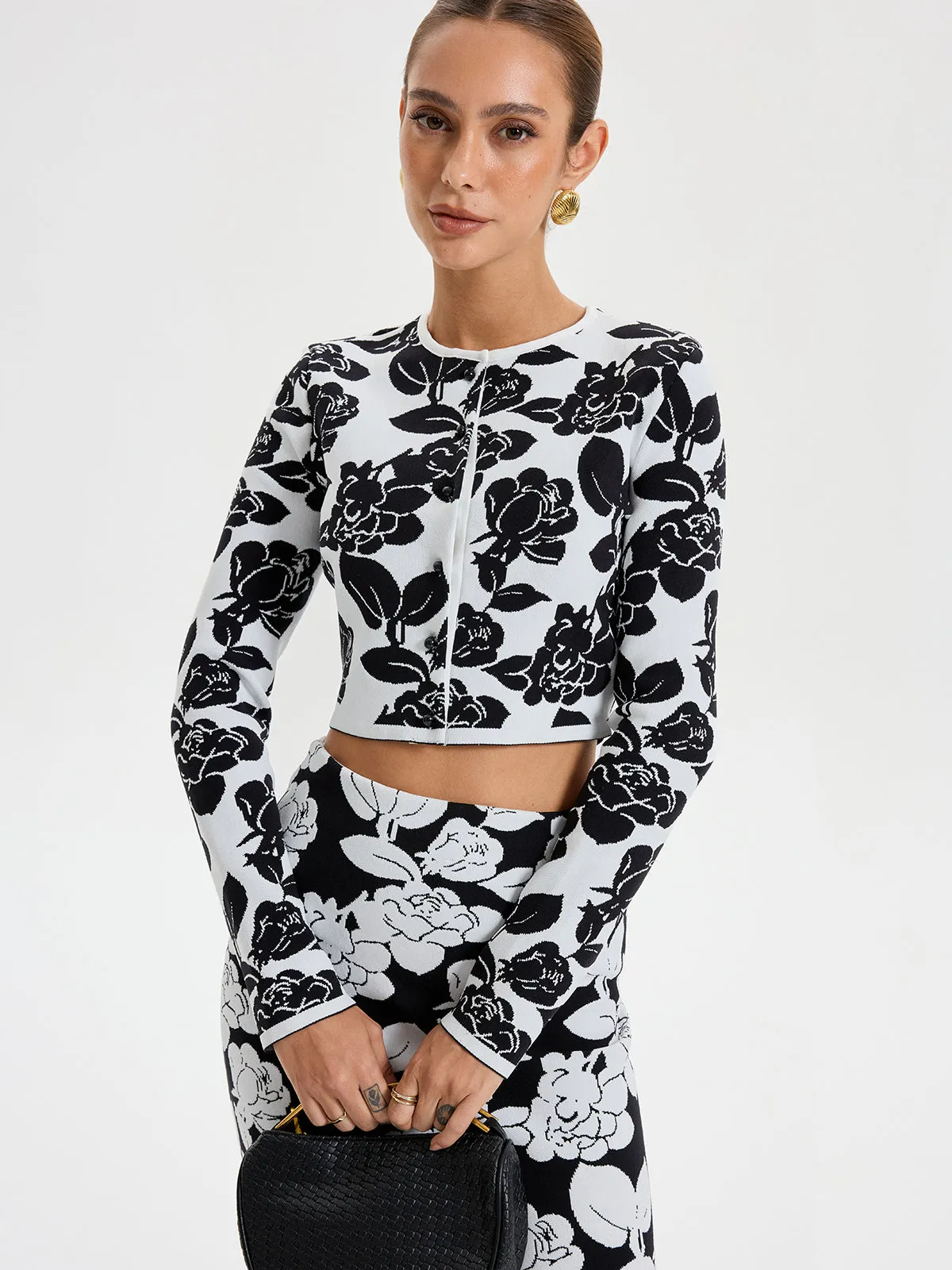 Floral Pattern Crop Cardigan sold by COMMENSE product image thumbnail 5