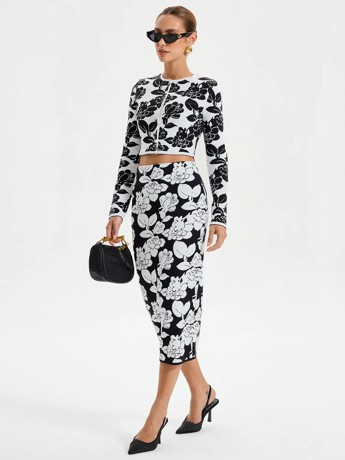 Floral Pattern Crop Cardigan sold by COMMENSE product image thumbnail 2