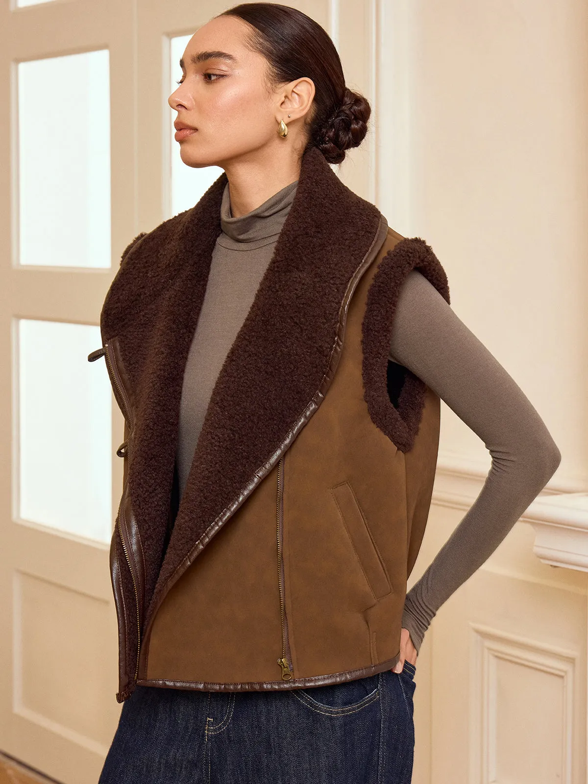 Collared Zip-Up Shearling Vest sold by COMMENSE product image thumbnail 2