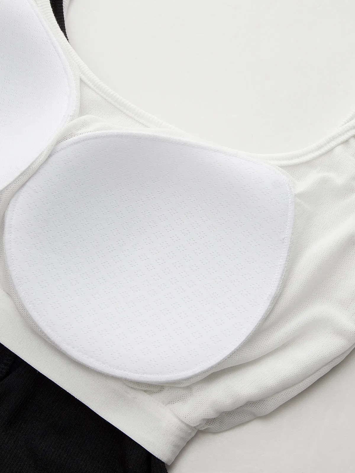 Bra-Free Contrast Trim Henley Cami Top sold by COMMENSE product image thumbnail 5