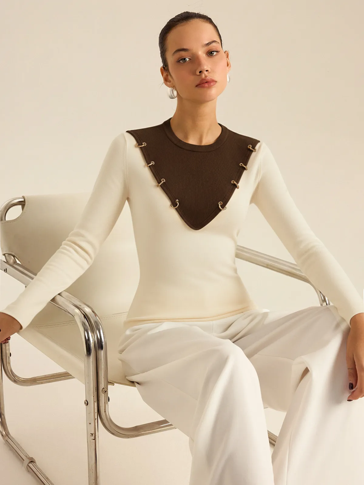 Metal Detail Color-Block Long Sleeve Knit Top sold by COMMENSE