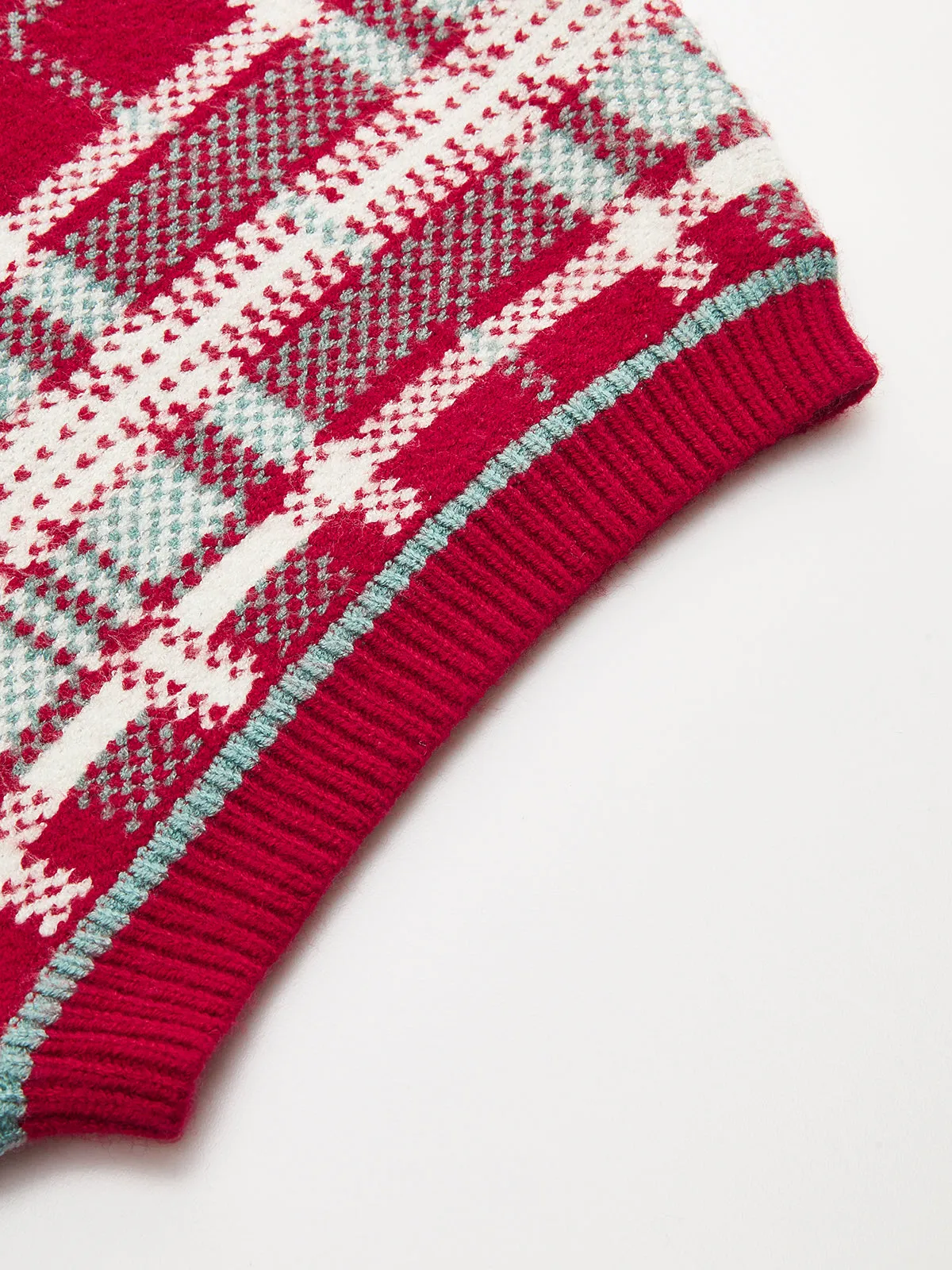 Cap Sleeve Plaid Knit Vest sold by COMMENSE product image thumbnail 4