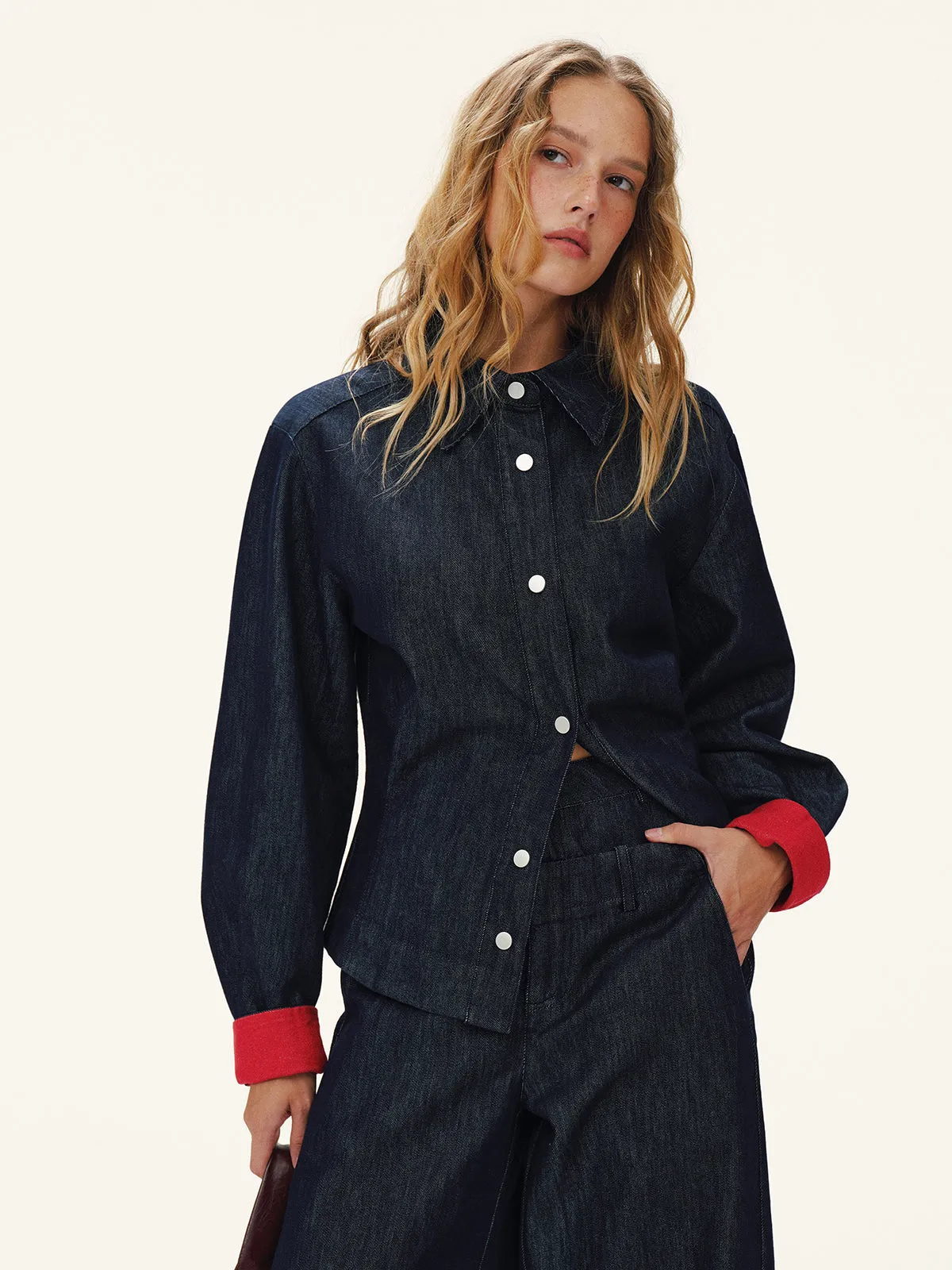 Heart-Back Contrast Cuff Denim Shirt sold by COMMENSE product image thumbnail 3