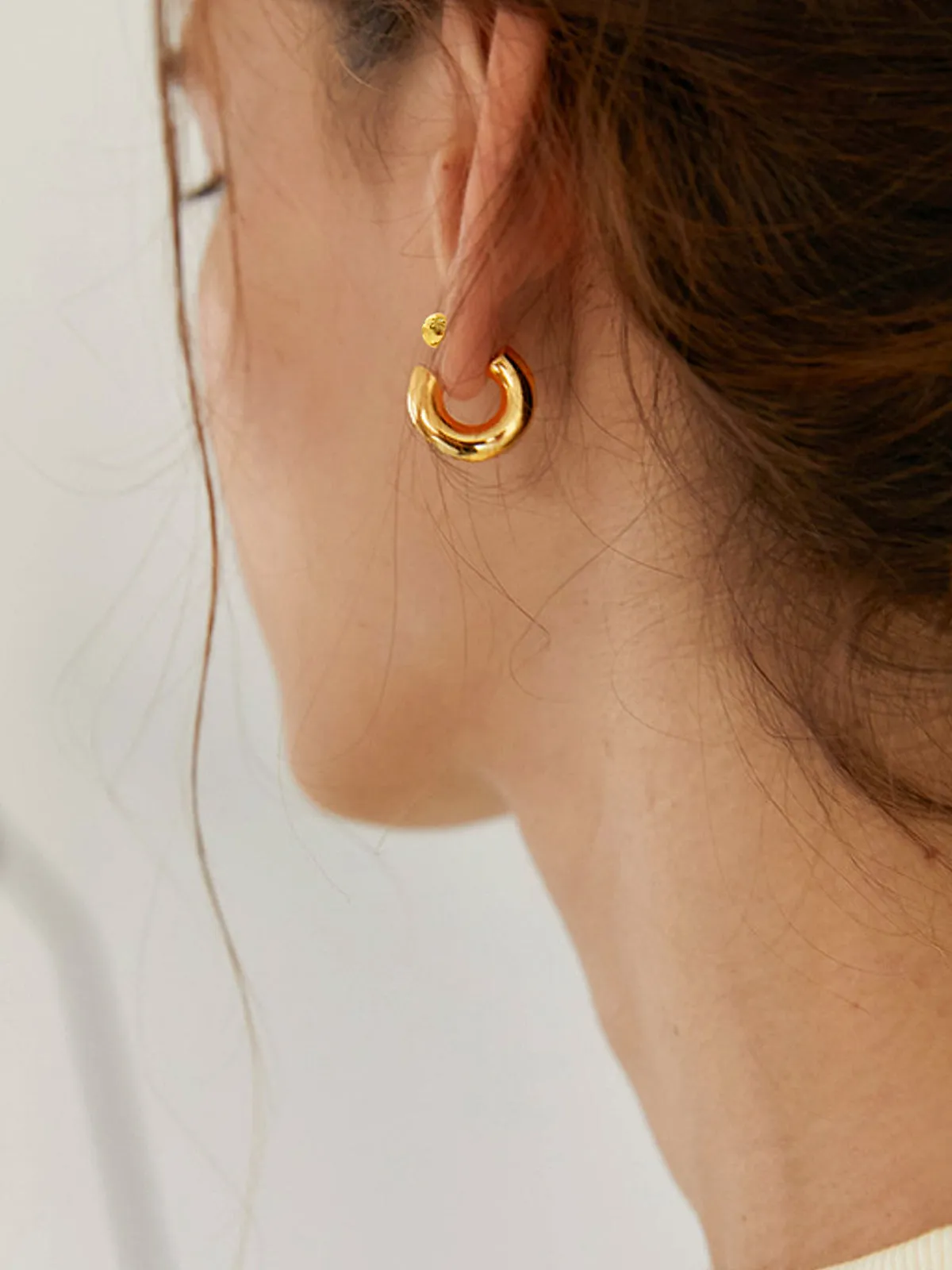 Golden Half-Hoop Earrings sold by COMMENSE product image thumbnail 2