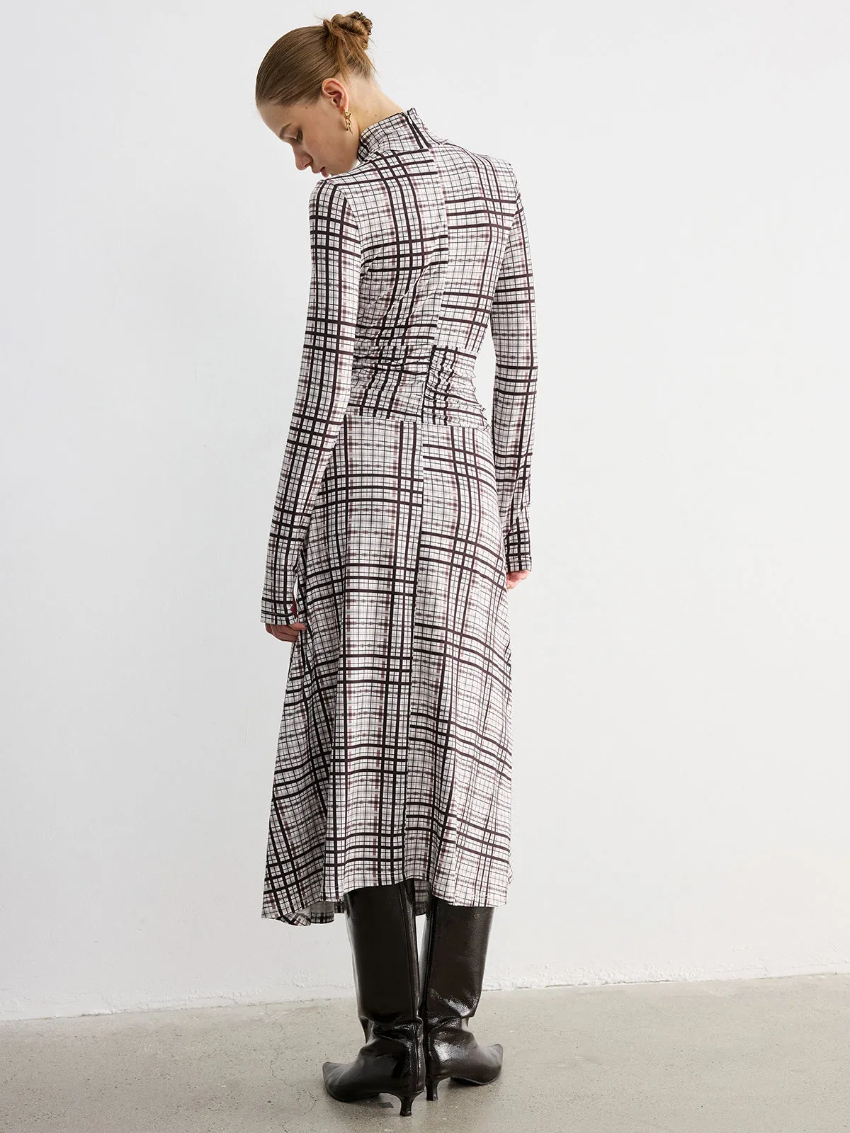 Checked Long-Sleeve Mock Neck Maxi Dress sold by COMMENSE product image thumbnail 5