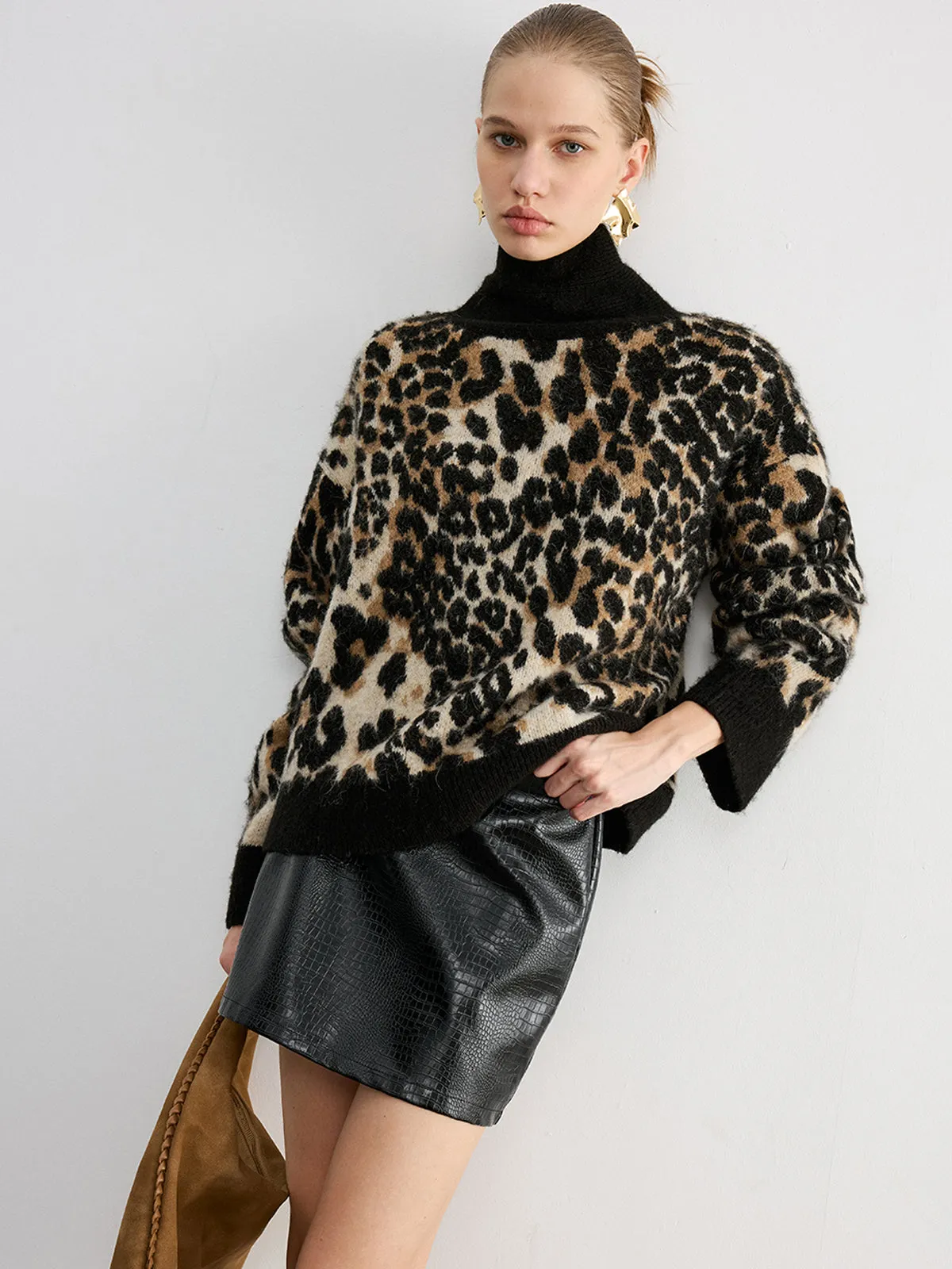 Wool Blend Leopard Turtleneck Knit Top sold by COMMENSE product image thumbnail 3