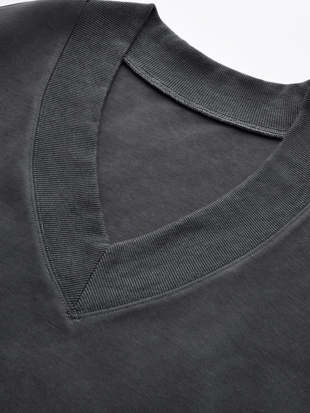 Long Sleeve V-Neck Cropped Sweatshirt sold by COMMENSE product image thumbnail 4