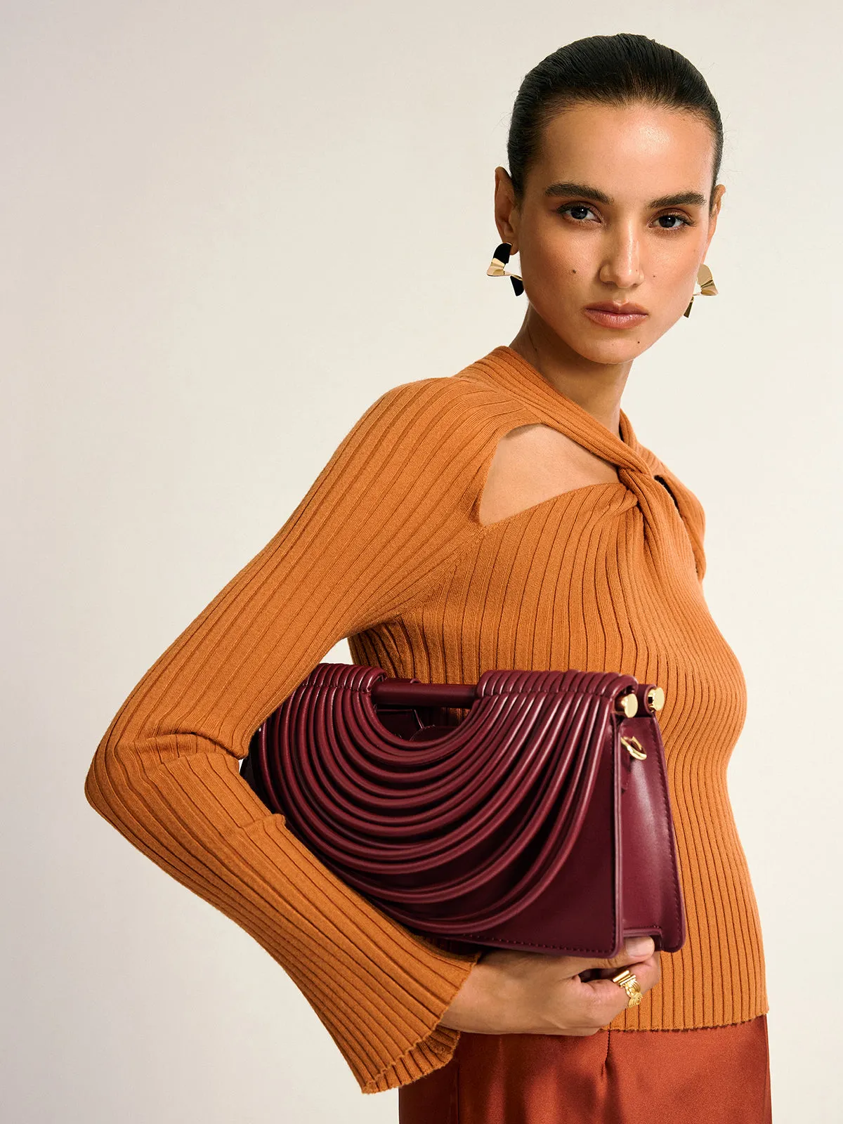 Curved Striped Handle PU Leather Bag sold by COMMENSE product image thumbnail 3