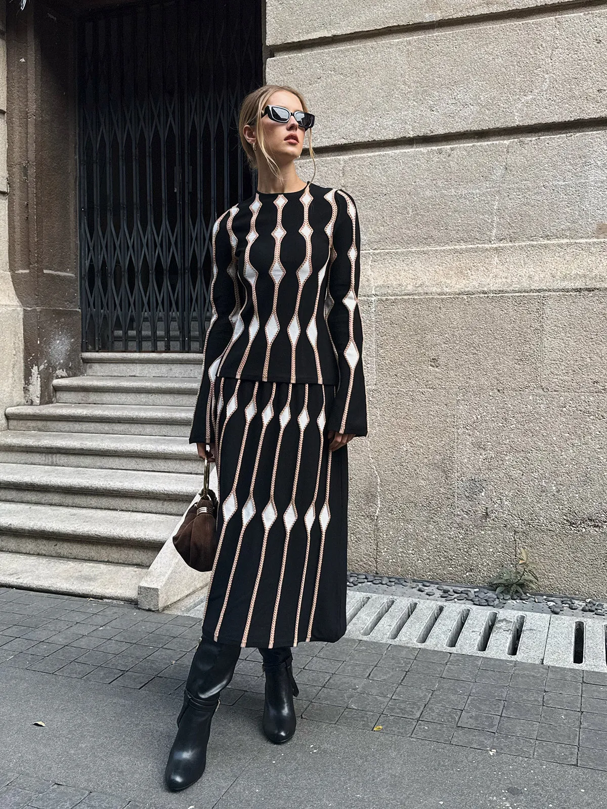 Geometric Pattern Knitted Maxi Skirt sold by COMMENSE product image thumbnail 2