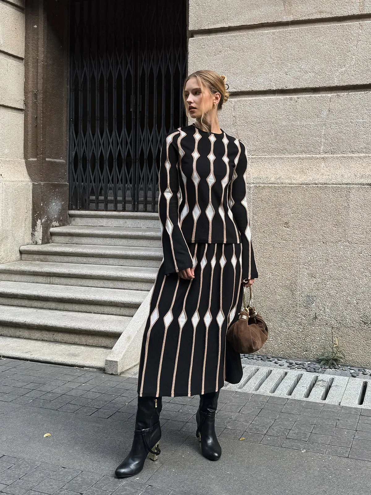 Geometric Pattern Knitted Maxi Skirt sold by COMMENSE product image thumbnail 3