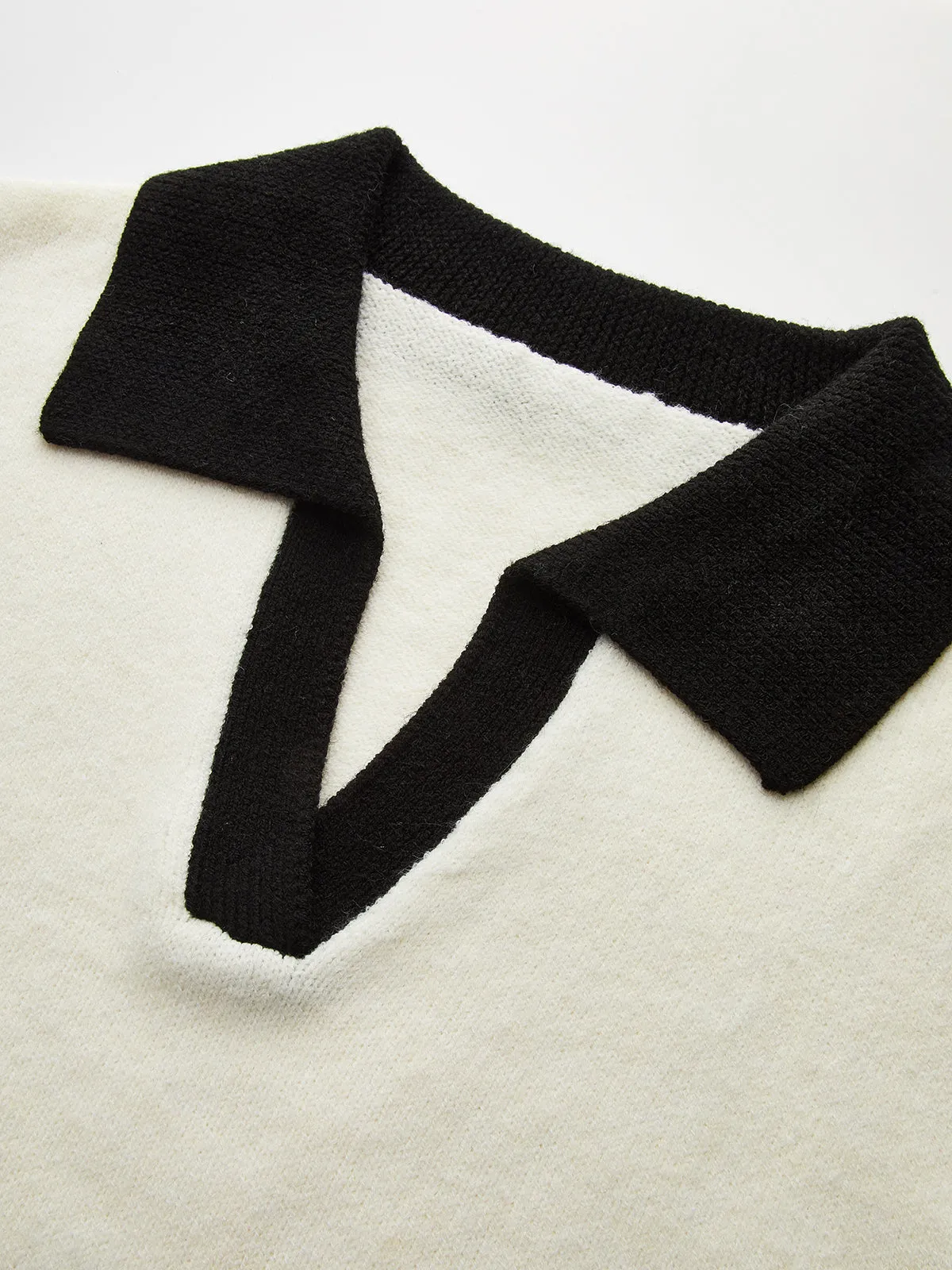 Contrast Collar Knit Vest sold by COMMENSE product image thumbnail 4