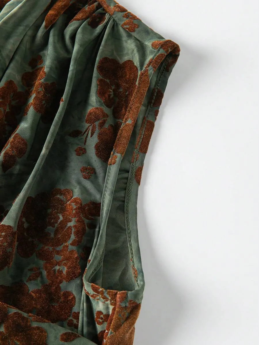 Floral Jacquard Ruched Sleeveless Top sold by COMMENSE product image thumbnail 4