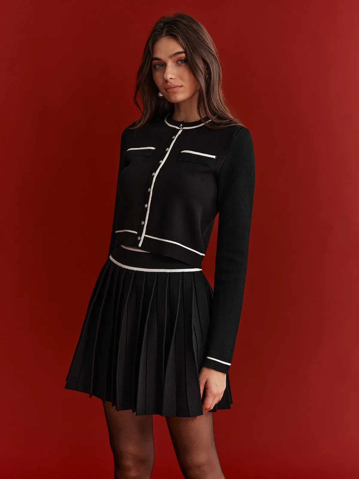 Contrast Trim Cropped Cardigan sold by COMMENSE product image thumbnail 3