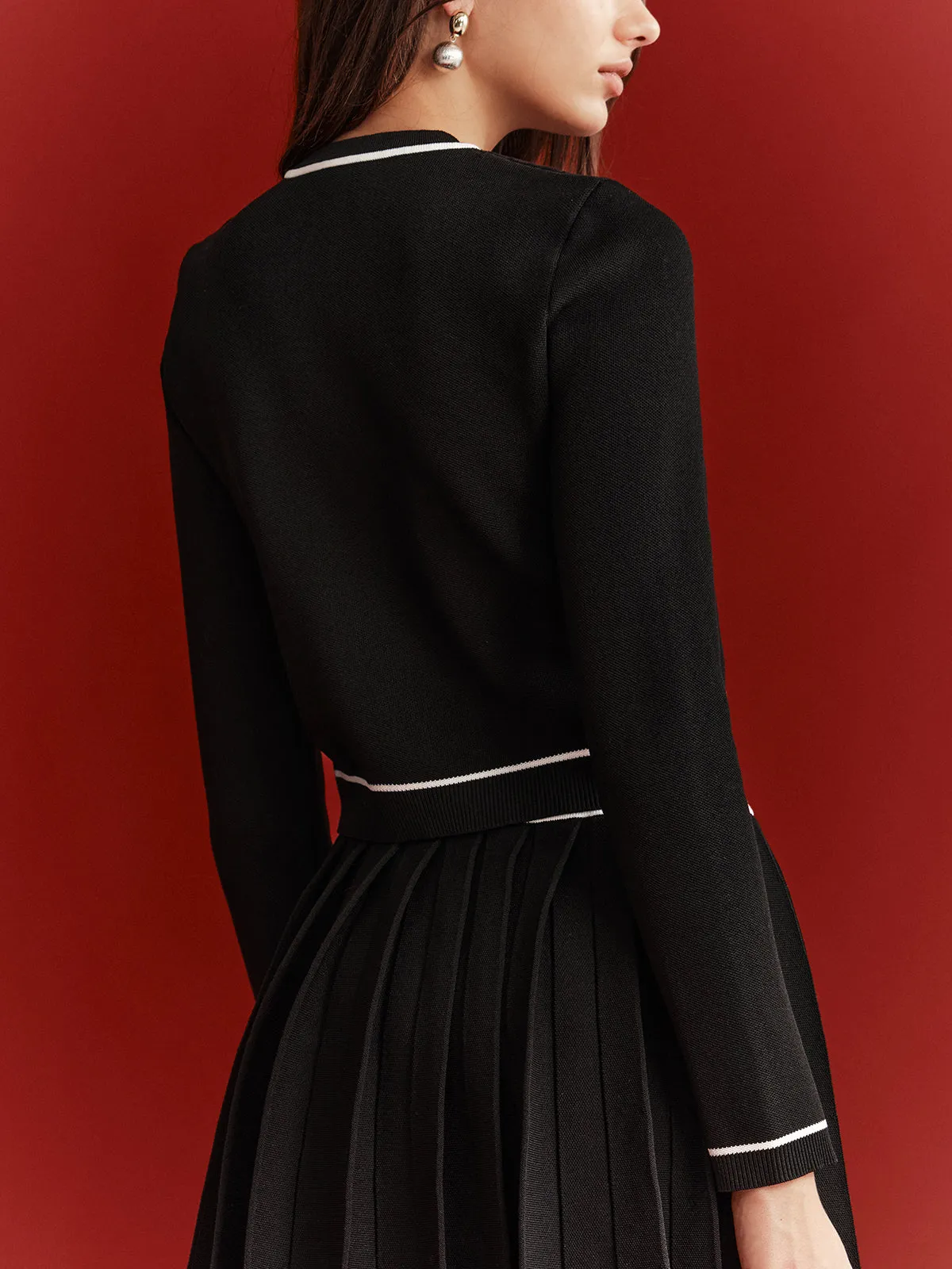 Contrast Trim Cropped Cardigan sold by COMMENSE product image thumbnail 5