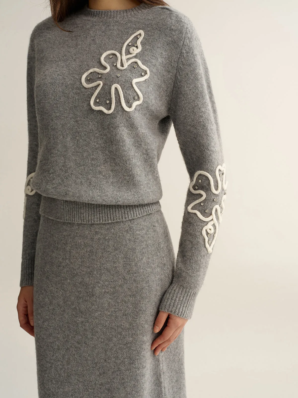 Floral Applique Sweater and Midi Skirt Set sold by COMMENSE product image thumbnail 3